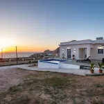 Sunset Dream Villa